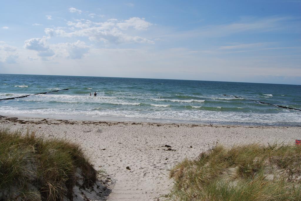 Doppelhaushälfte in Vitte auf Hiddensee Exterior foto